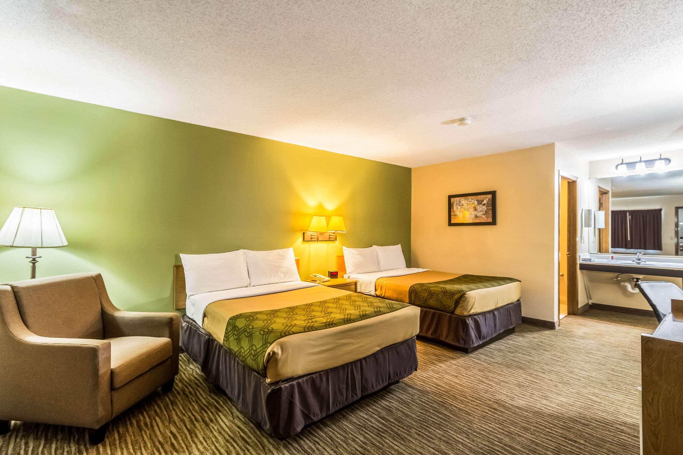 Econo Lodge - Valley City Buitenkant foto